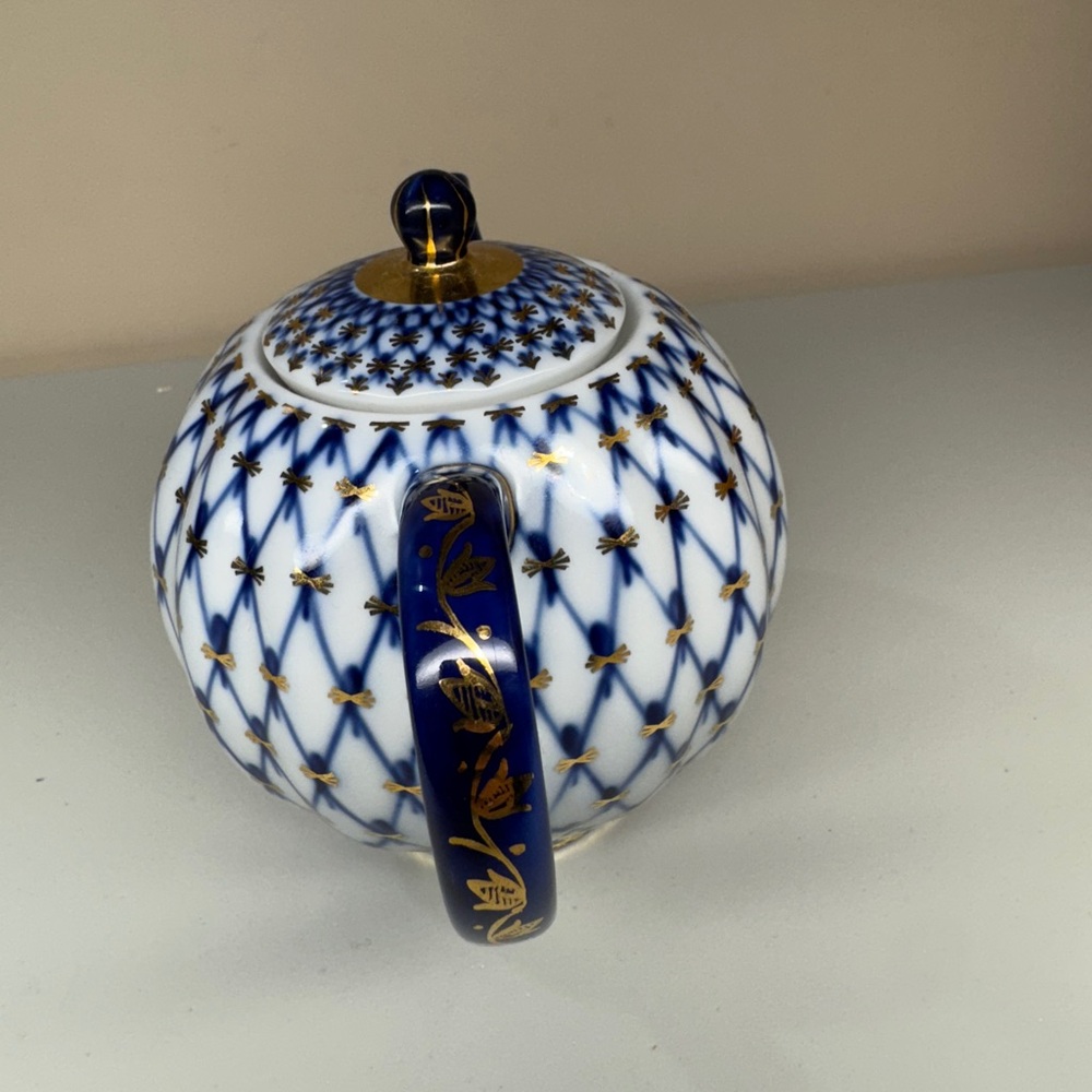 Lomonosov Russian Imperial Porcelain Gold Detailing Cobalt Net Teapot 3 Cup - Picture 2 of 11